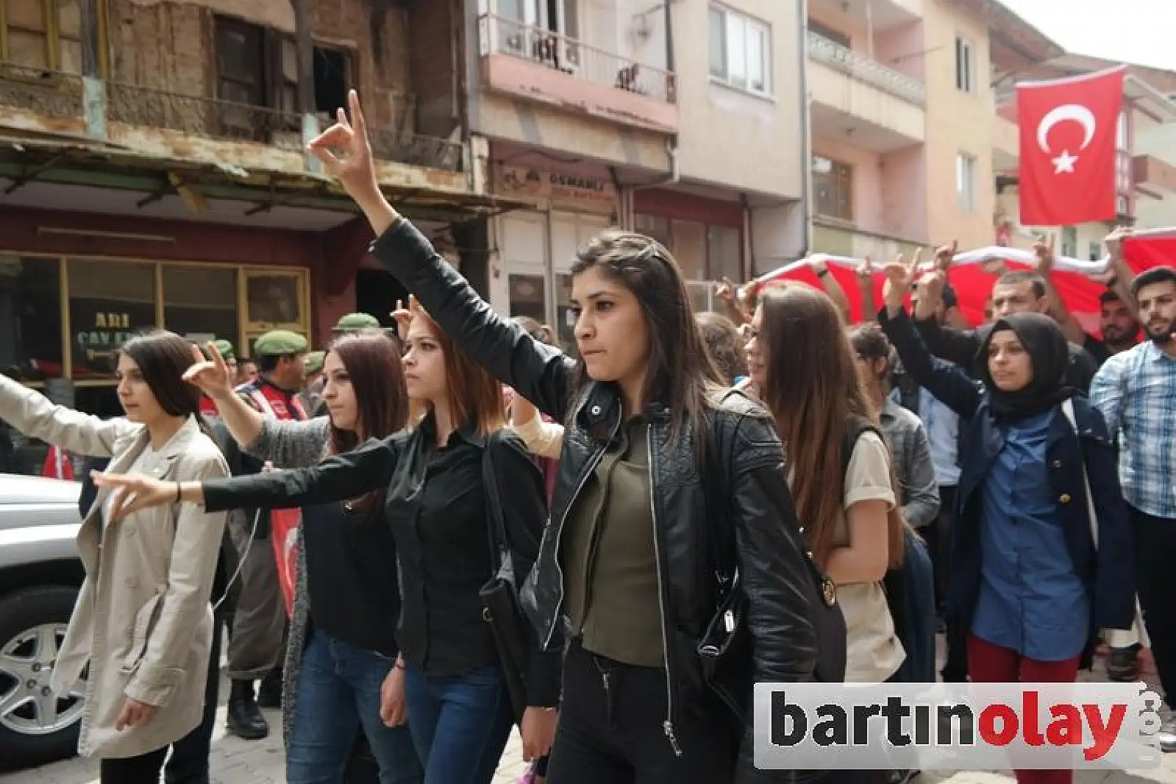 Bartın Şehidini Tekbir Sesleriyle Uğurladı