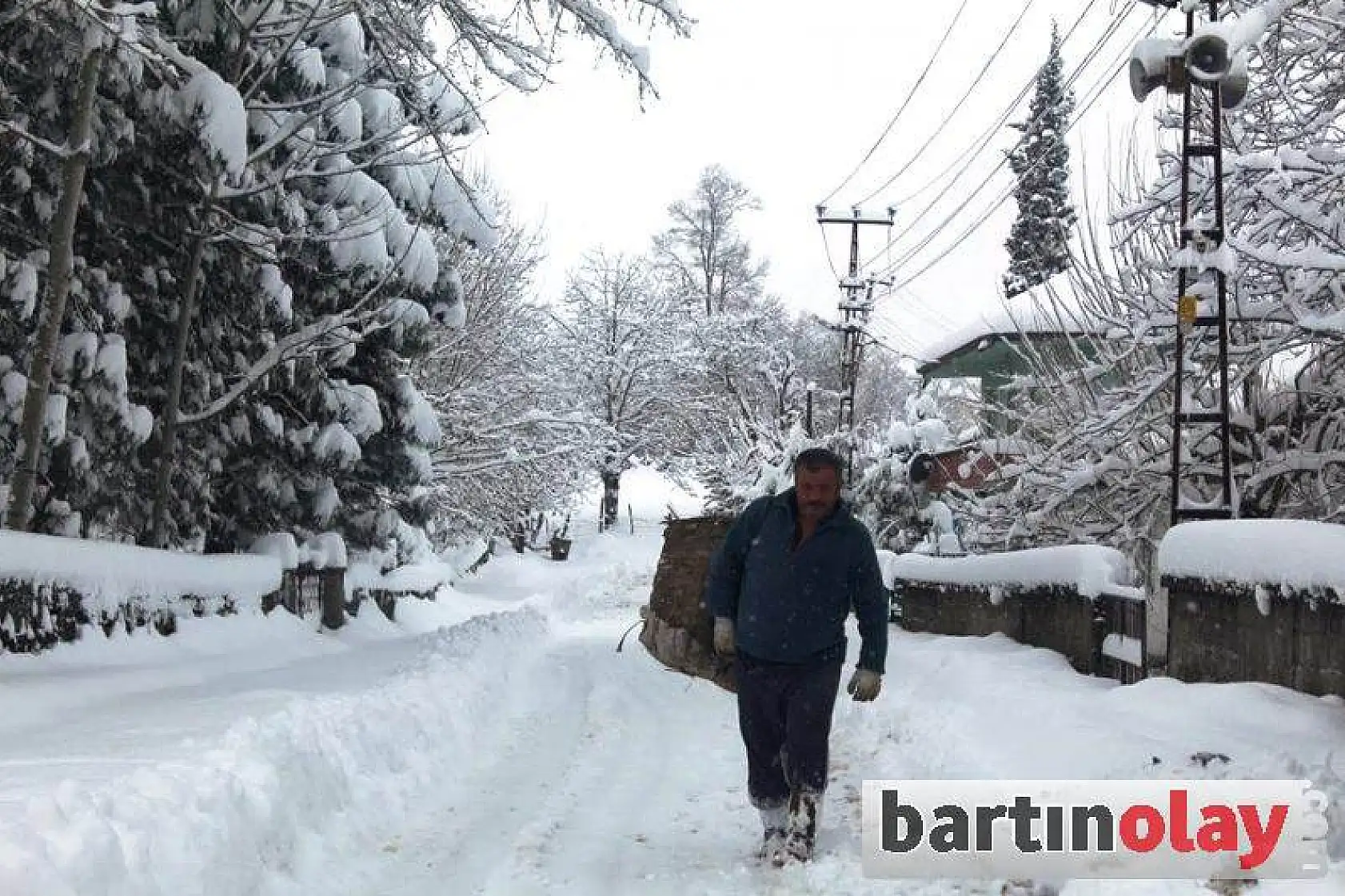 Kozcağız'da kar manzaraları