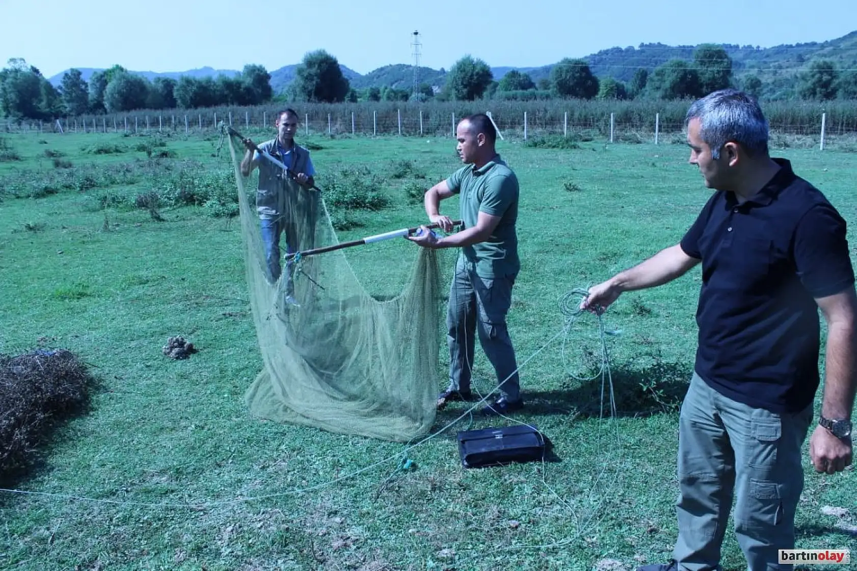 Düzenekle saka kuşu avına ceza yağdı