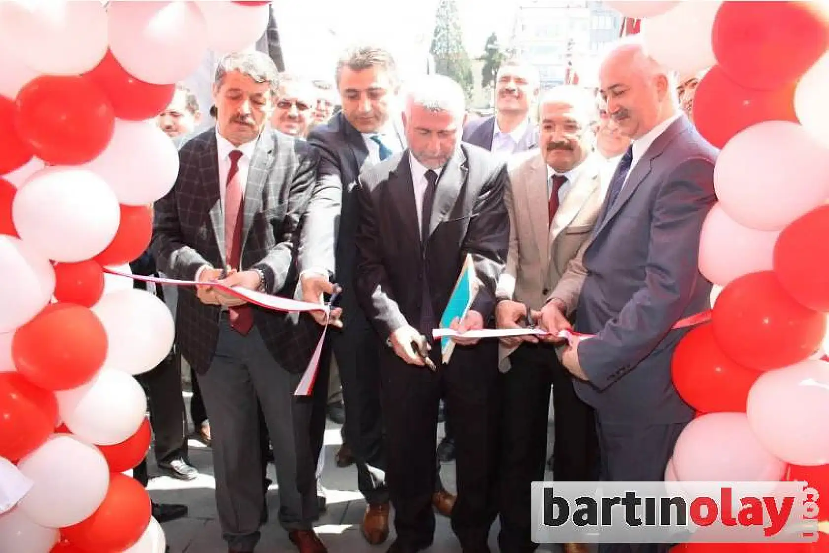 Hayır Çarşısına Görkemli Açılış