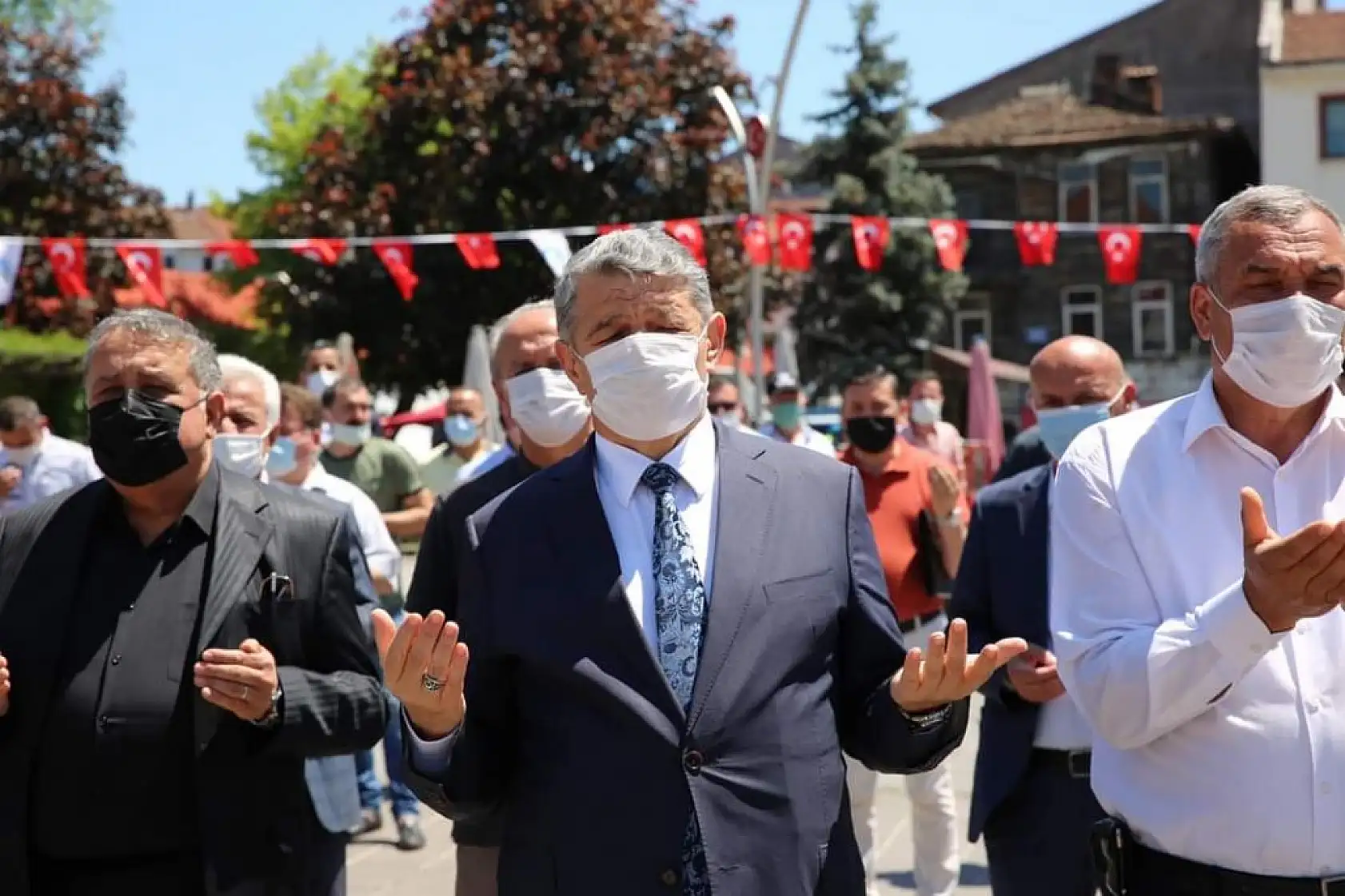 Yeni araçlar için tören düzenlendi