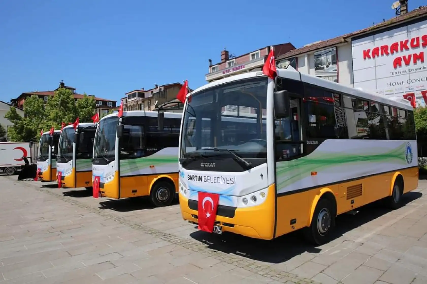 Yeni araçlar için tören düzenlendi