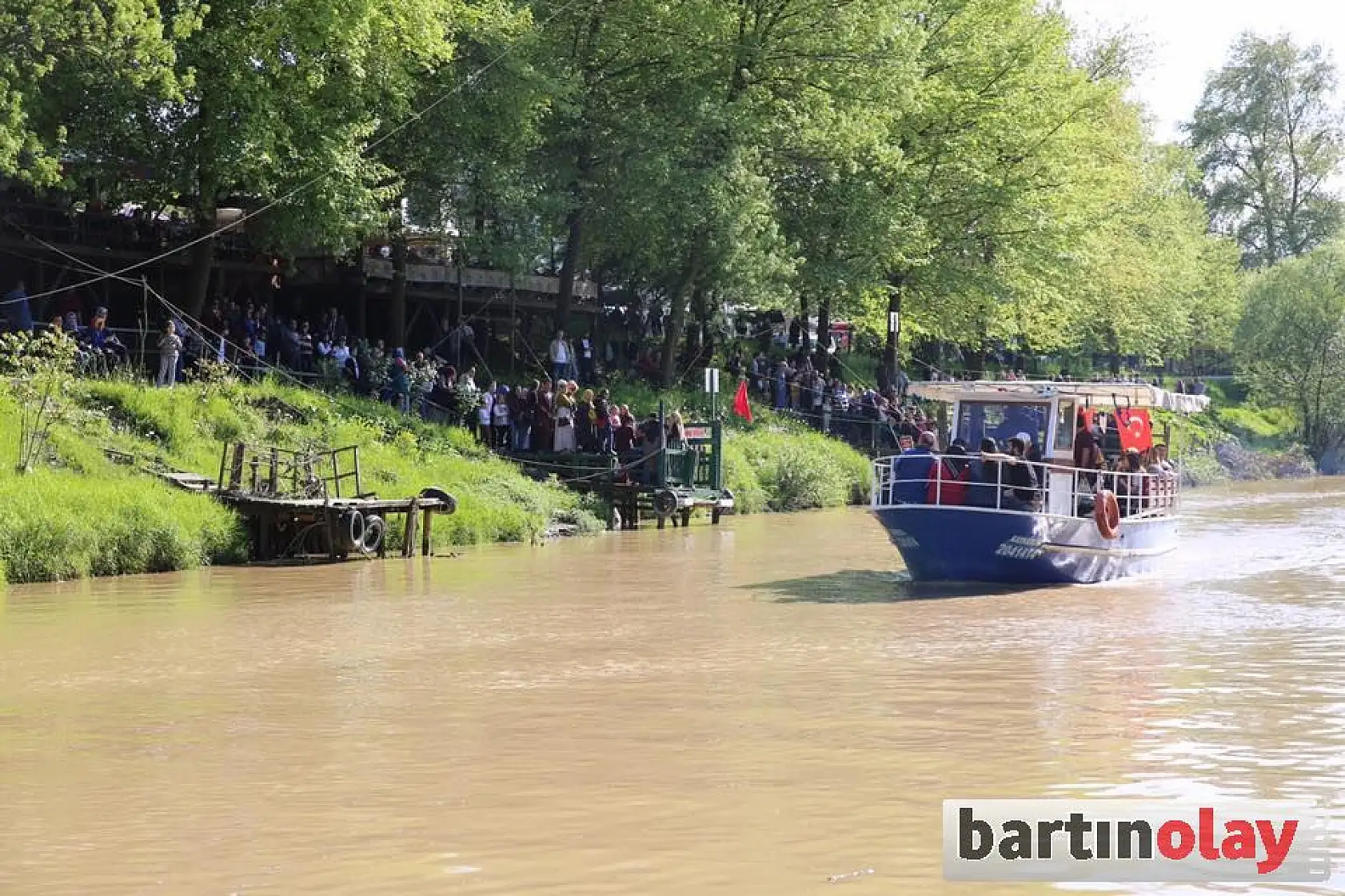 Hıdrellez coşku içinde kutlandı
