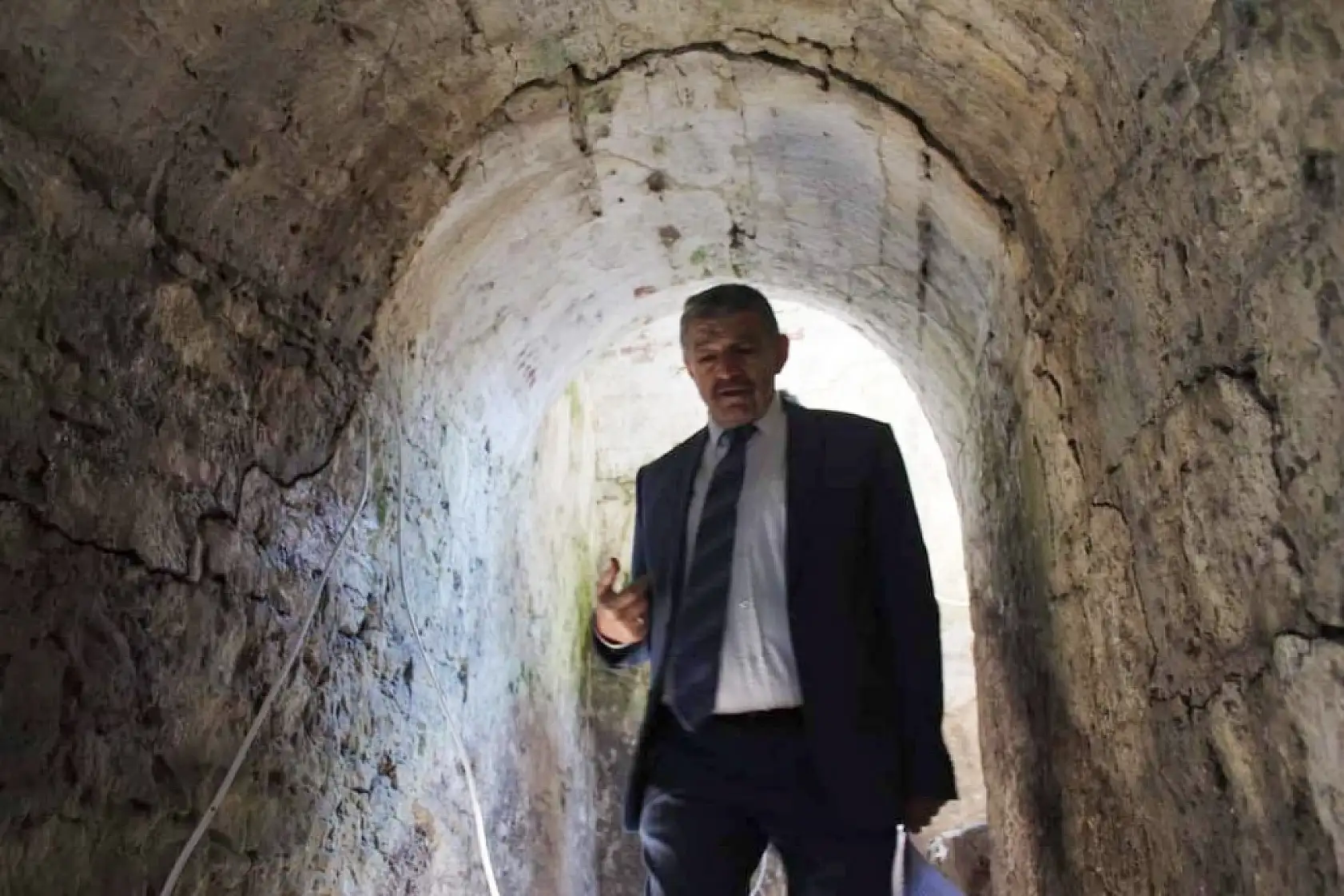 Tarihi mahzende kazı çalışmaları başlatıldı