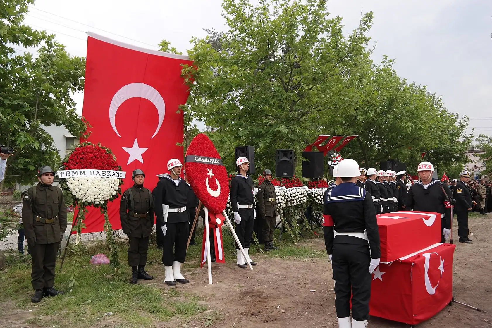 Kozcağız Şehidini tekbirlerle uğurladı