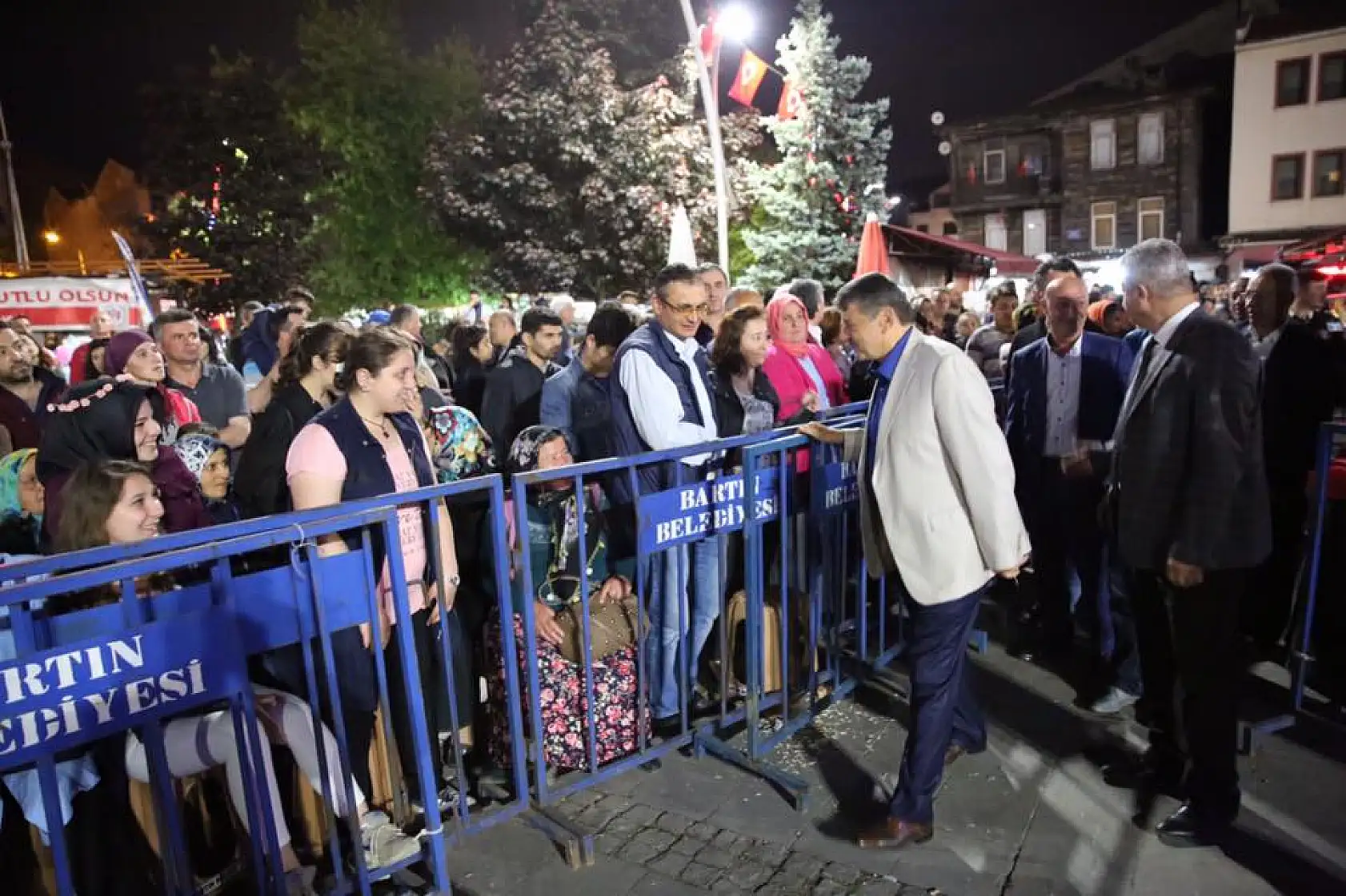 Nadide Sultan coşturdu