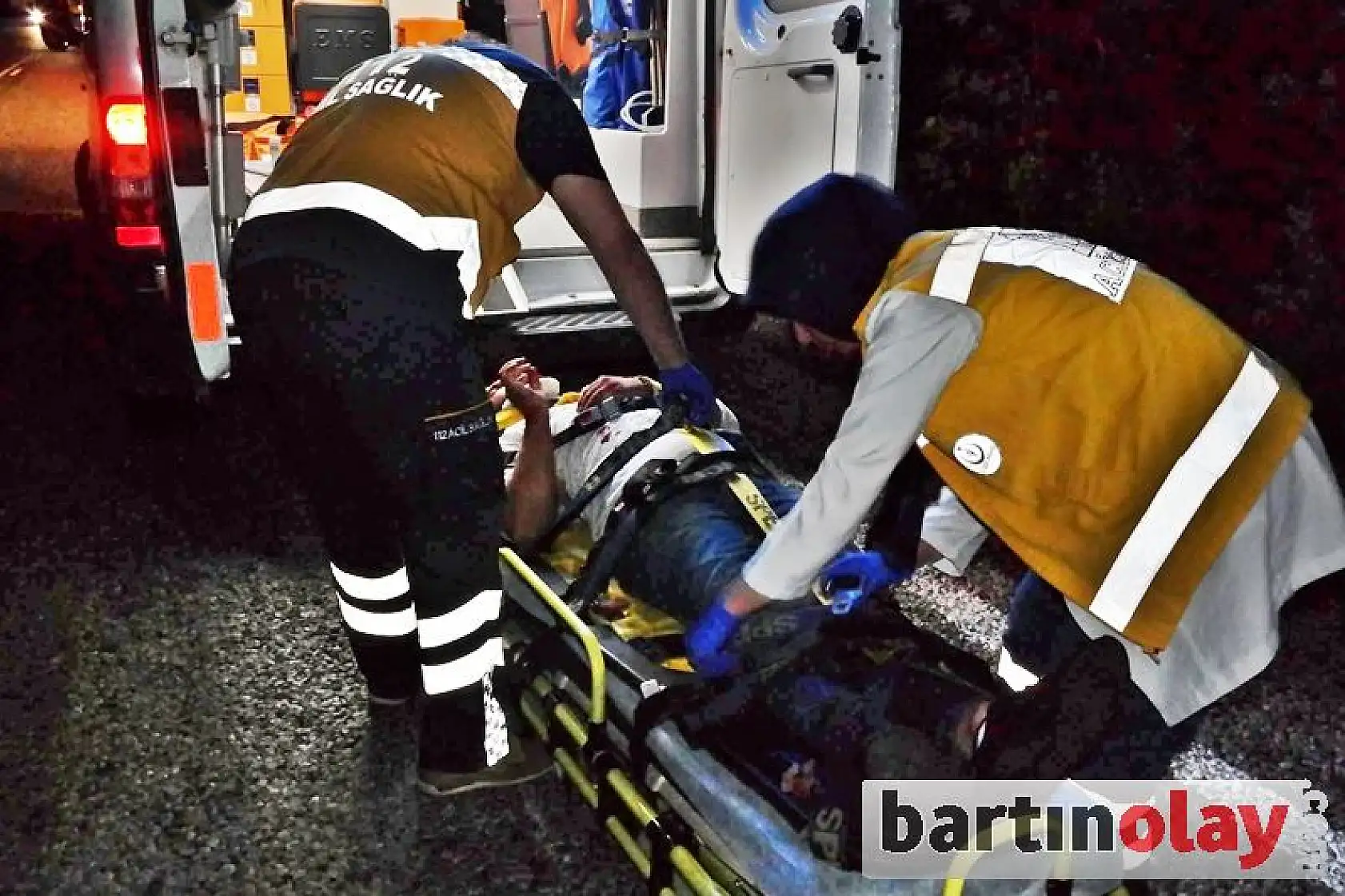 Otomobil Şarampole uçtu, 2 Yaralı