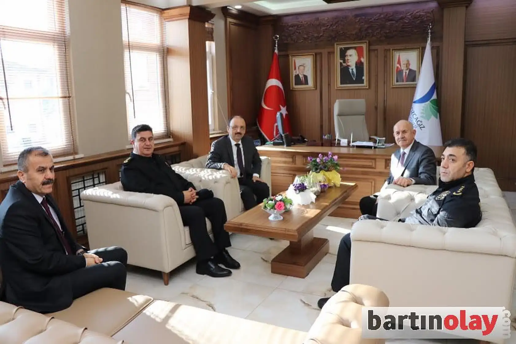 Vali Sinan Güner Kozcağız'ı gezdi