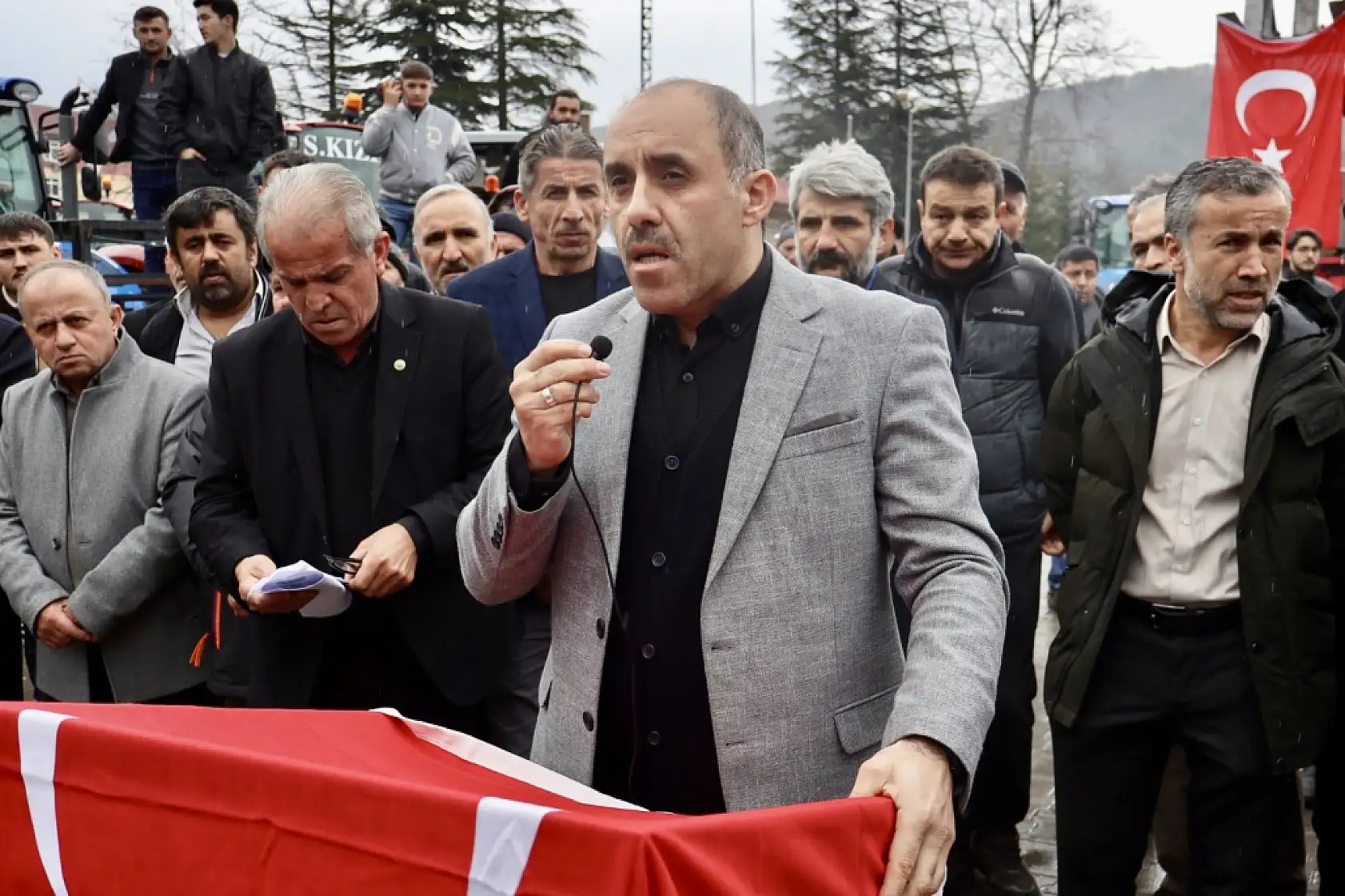 Orman köylüsü emeğinin karşılığını istiyor