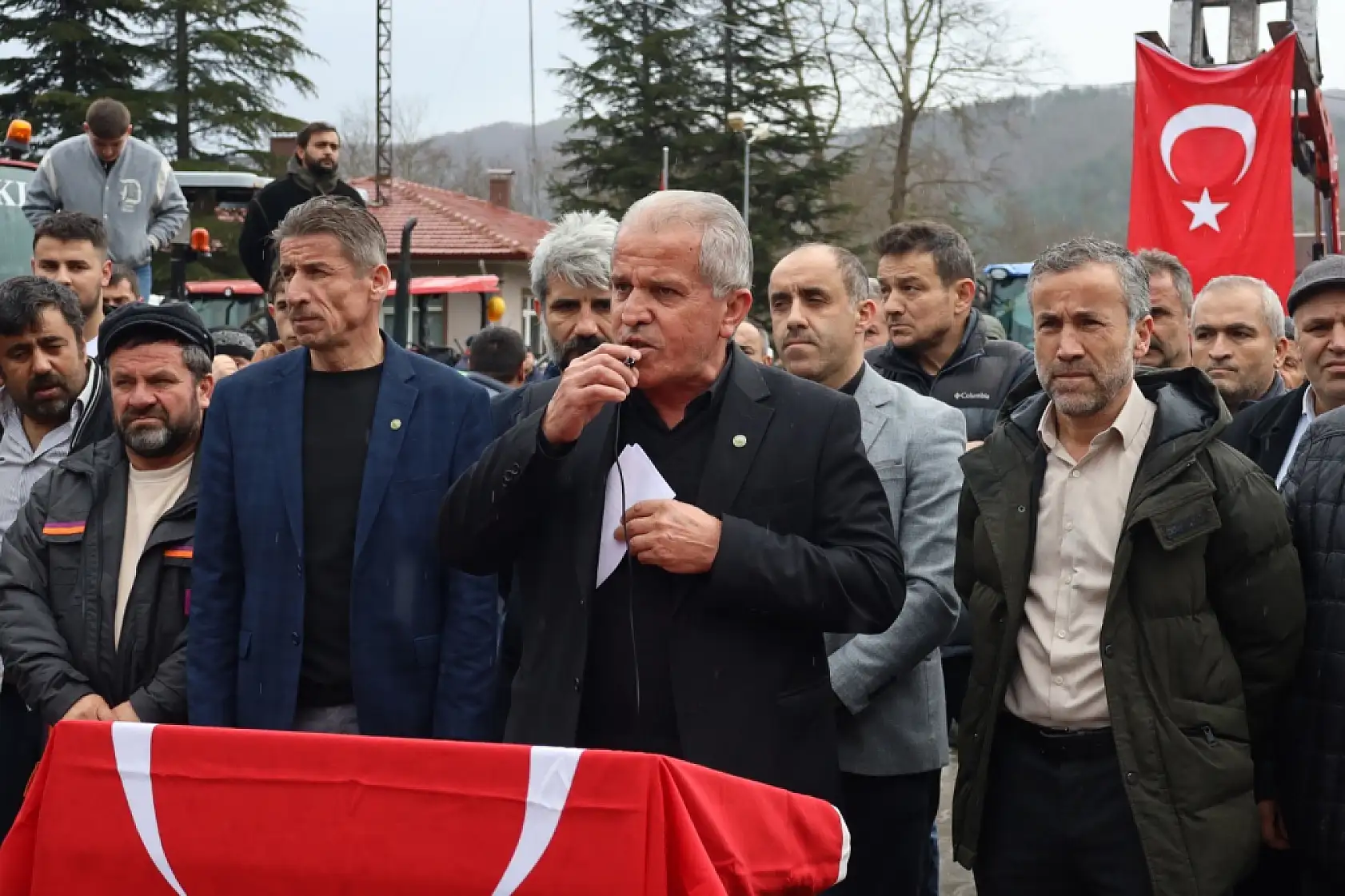 Orman köylüsü emeğinin karşılığını istiyor