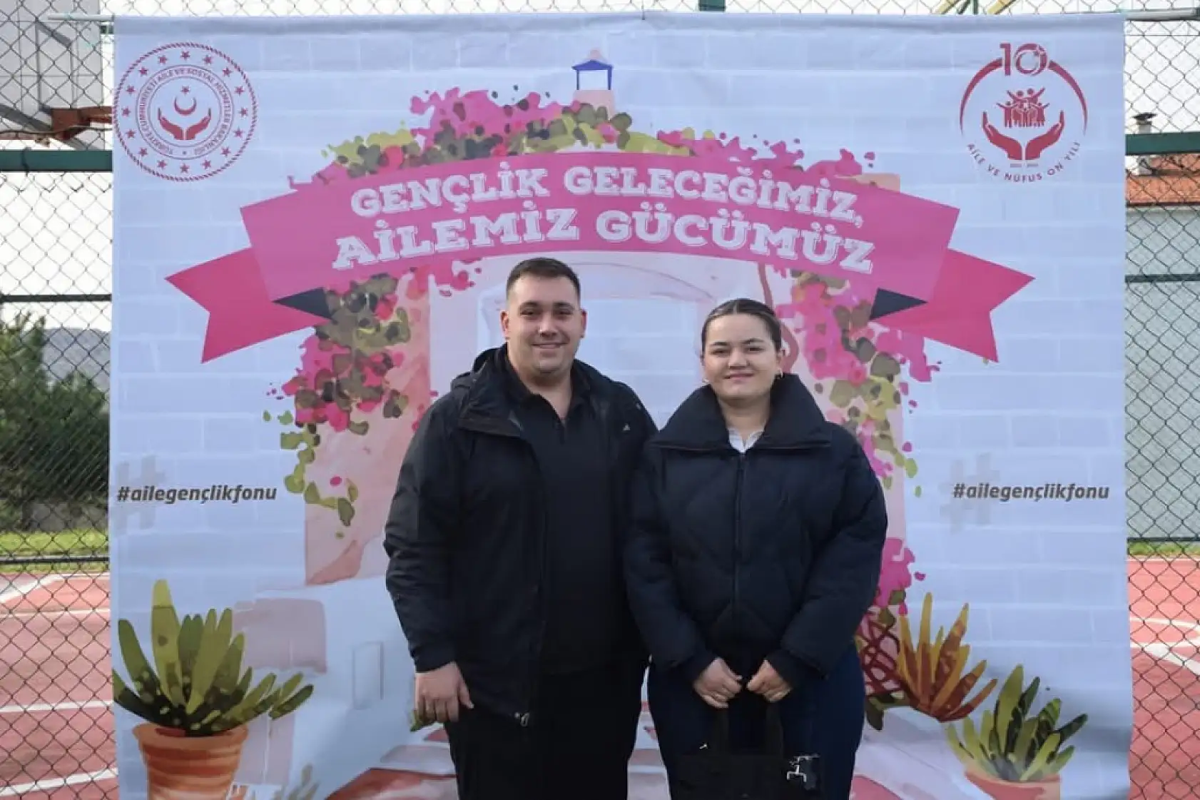 Vali Arslan, genç çiftlerle buluştu