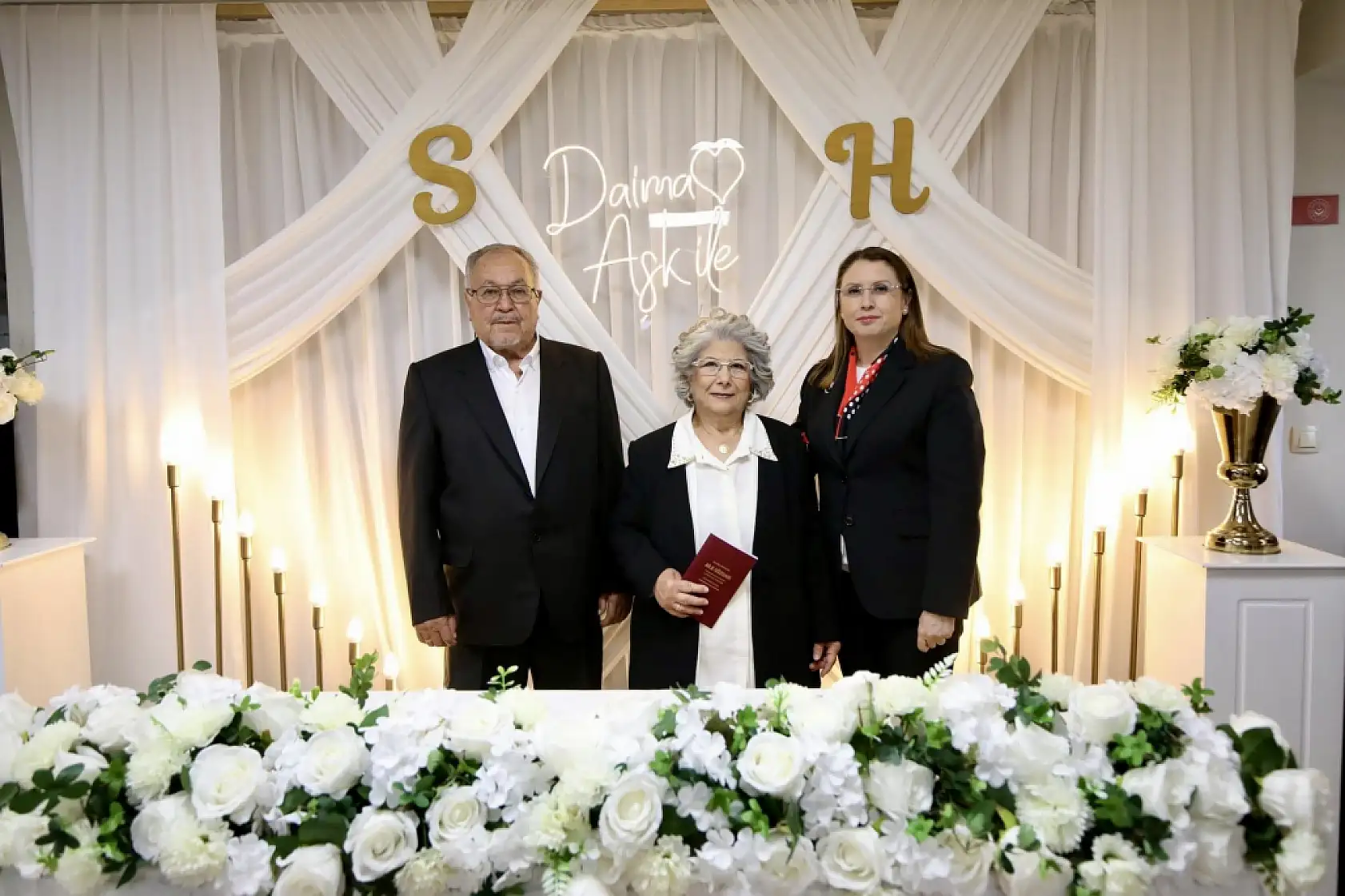 Huzurevinde tanışıp evlendiler