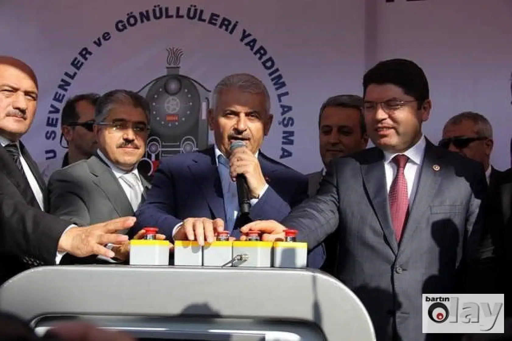 Bakan Yıldırım Bartın'da