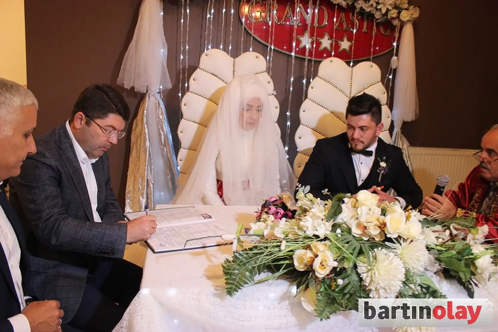 Yılmaz Tunç nikah şahidi oldu