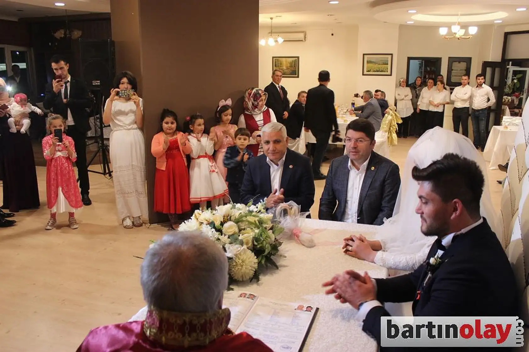 Yılmaz Tunç nikah şahidi oldu