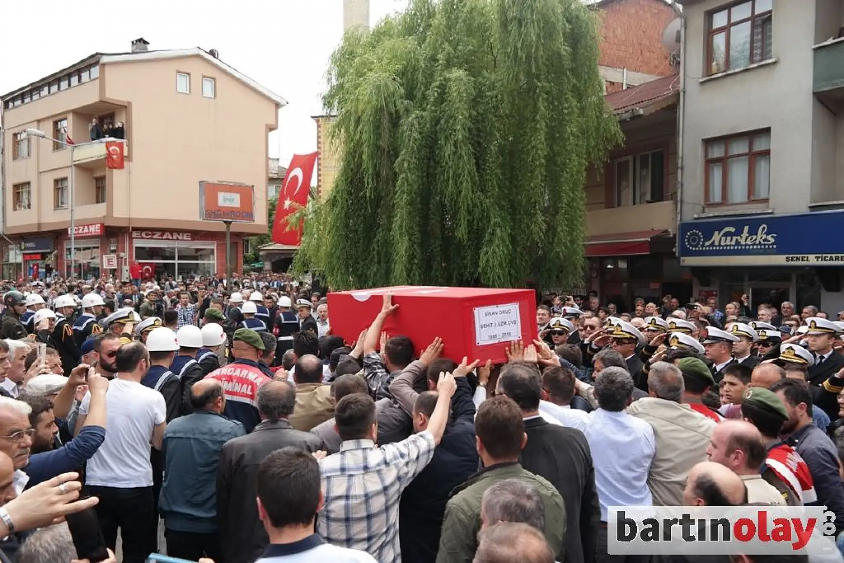 Bartın Şehidini Tekbir Sesleriyle Uğurladı