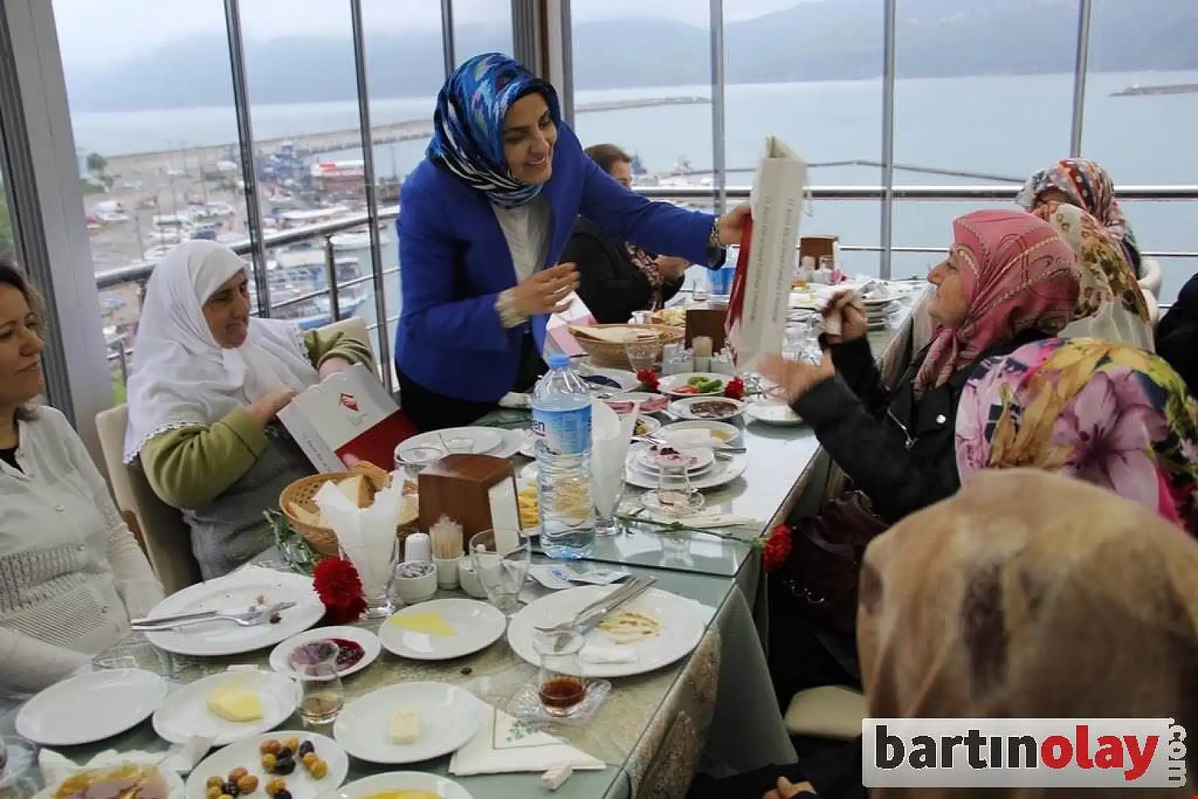 Burcu Dirim, Şehit Anneleri ile buluştu