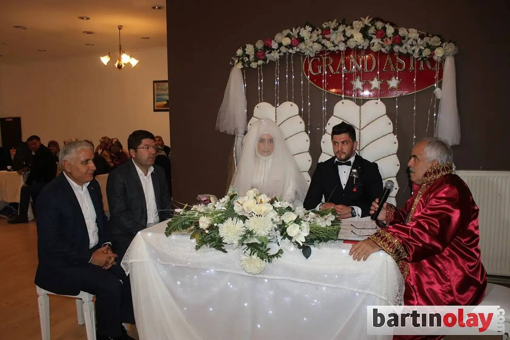 Yılmaz Tunç nikah şahidi oldu