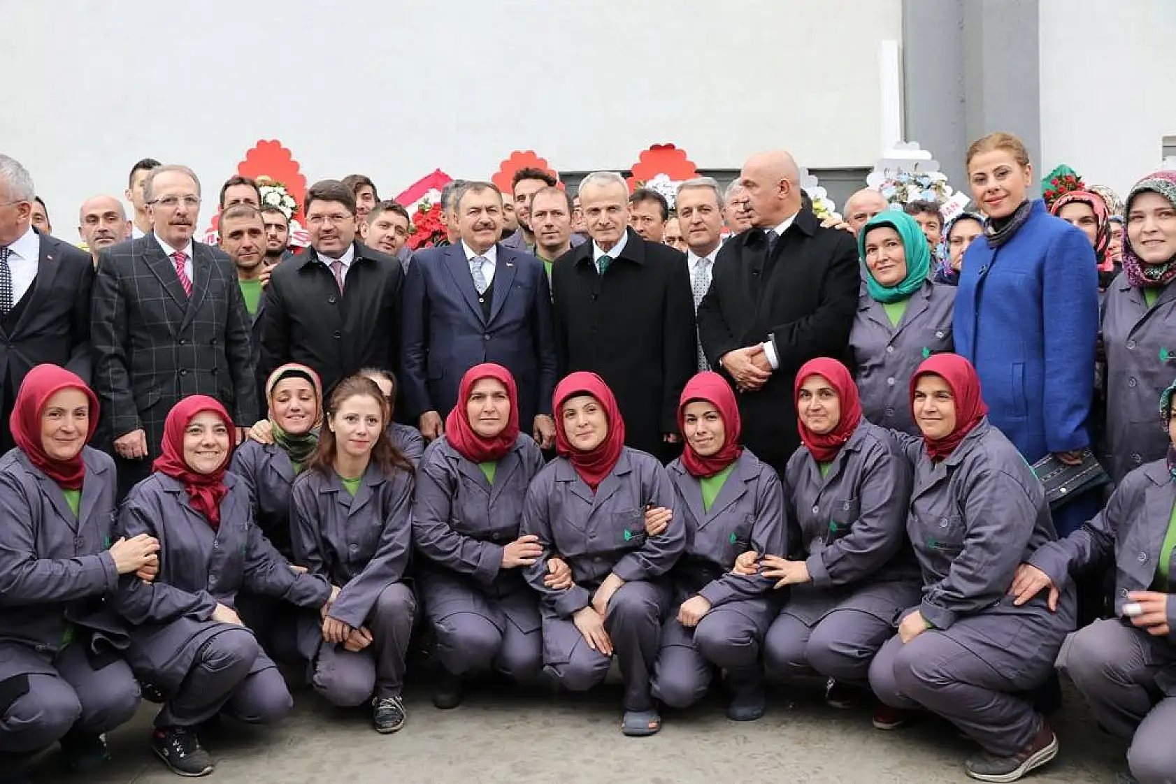 Defne Yaprağı Fabrikası Açıldı