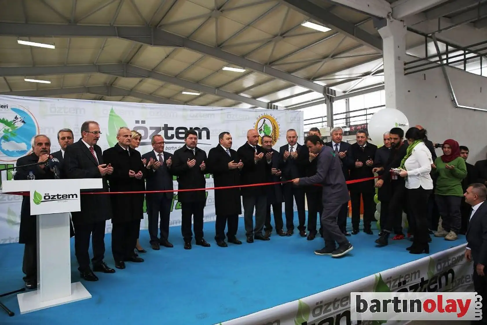 Defne Yaprağı Fabrikası Açıldı