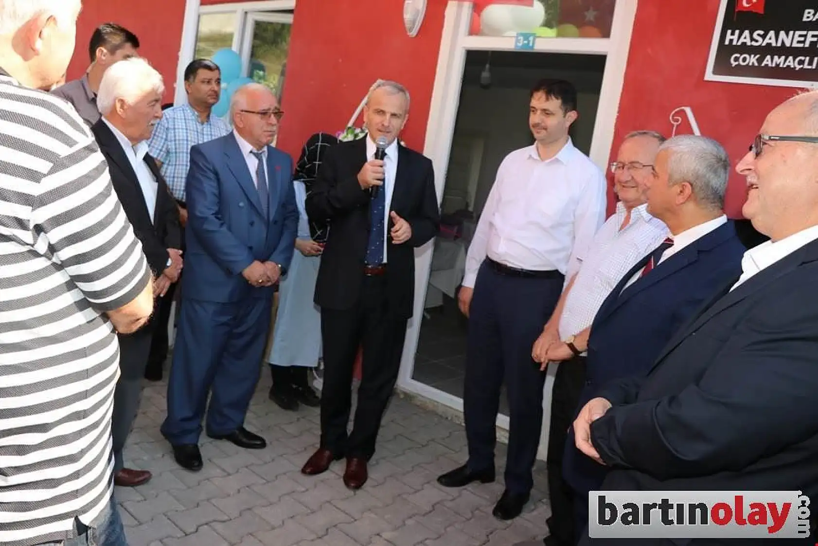 Hasanefendi'de Köy Konağının Açılışı Yapıldı