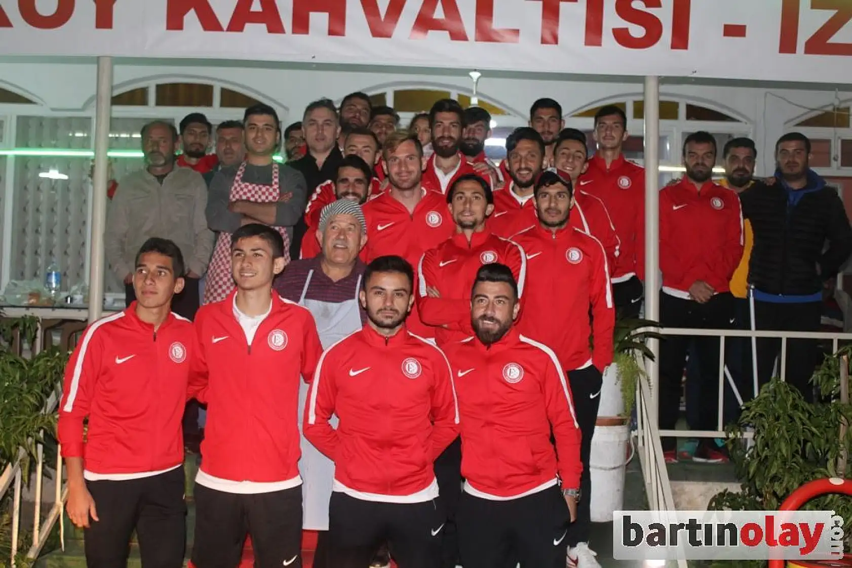 Köfteci Kazım'dan Bartınspor'a moral yemeği