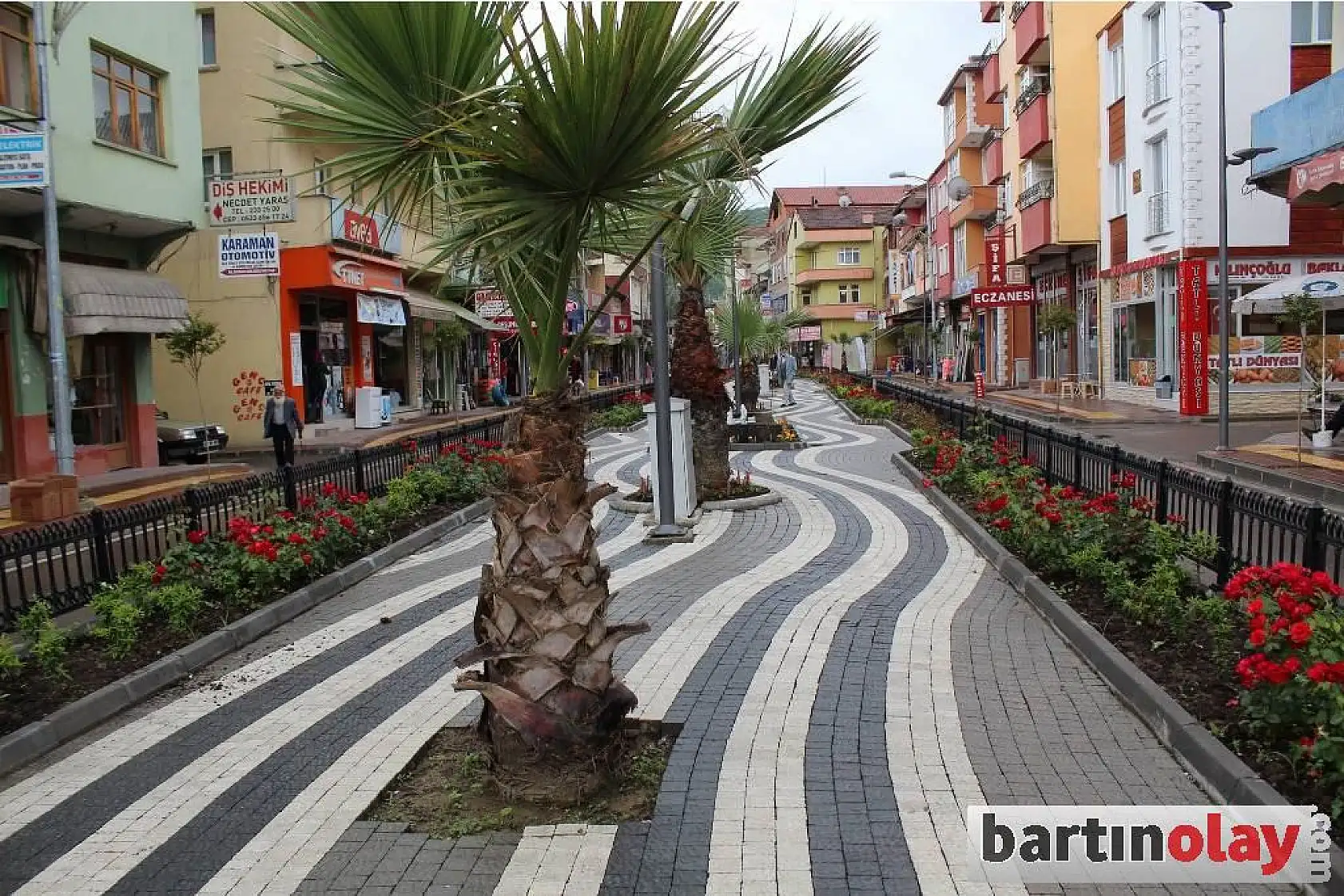 Kozcağız Paris gibi oldu