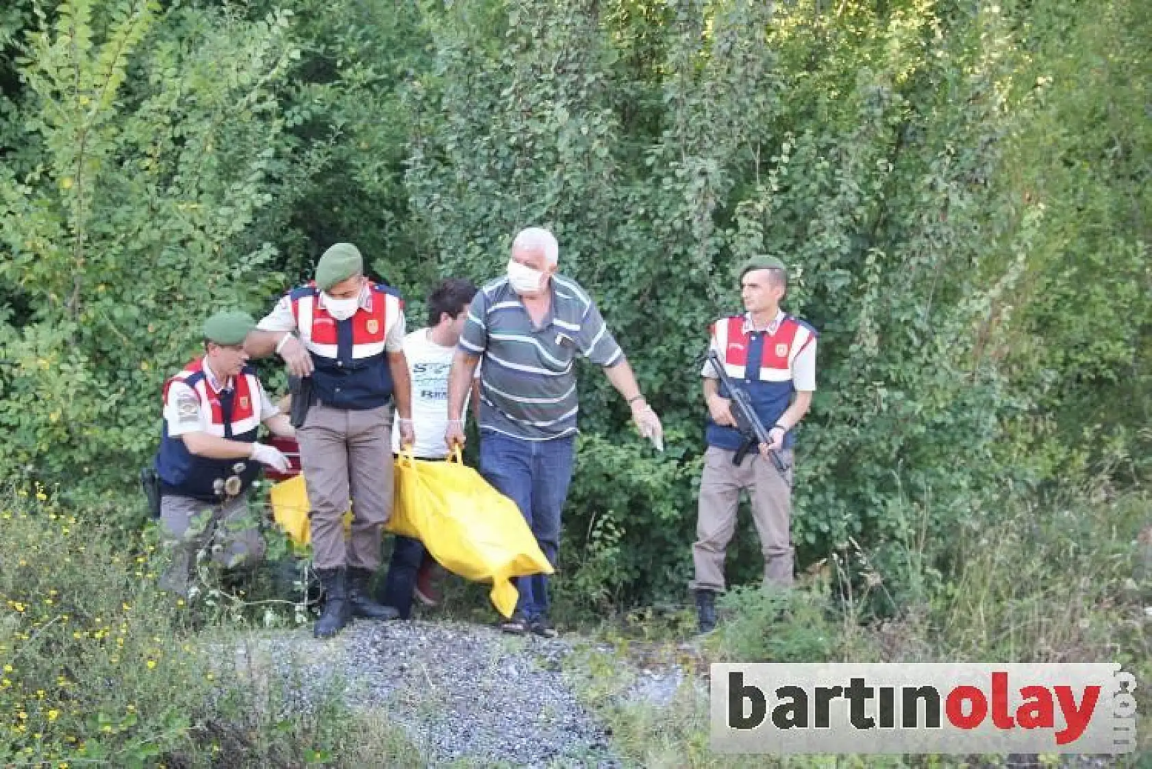 Ormanlık alanda ceset bulundu