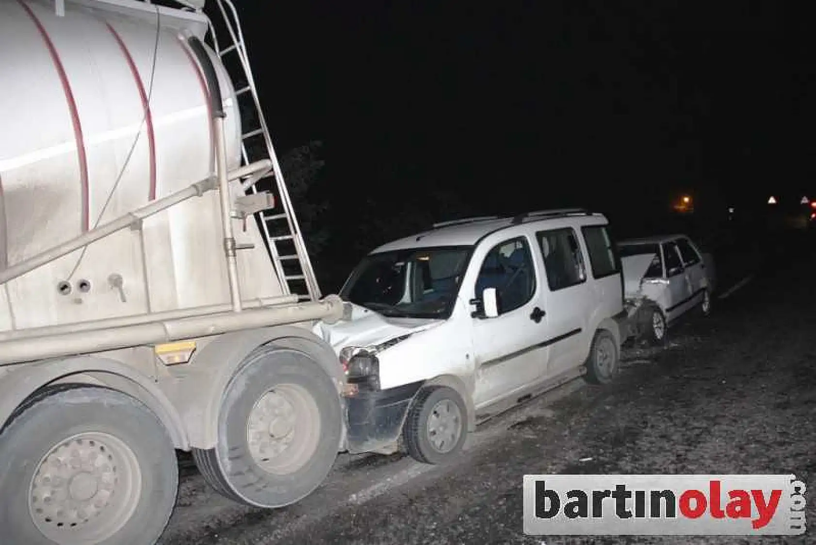 Bartın'da Zincirleme Kaza: 5 yaralı