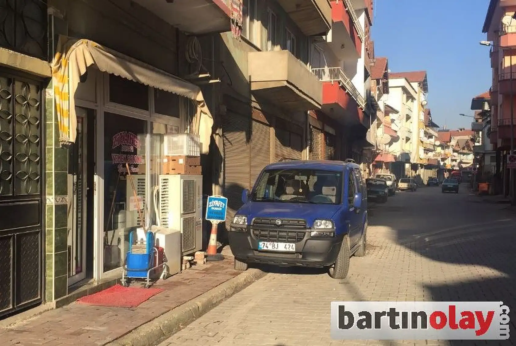 Kozcağız'da 2 işyerinde hırsızlık