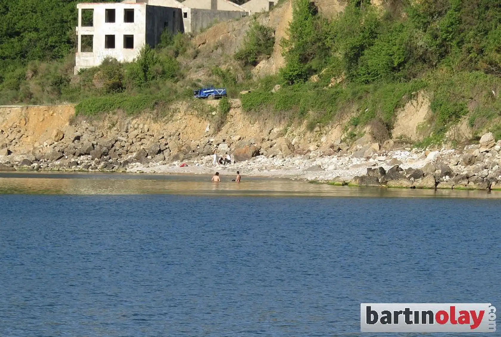 Amasra'da deniz sezonu erken açıldı