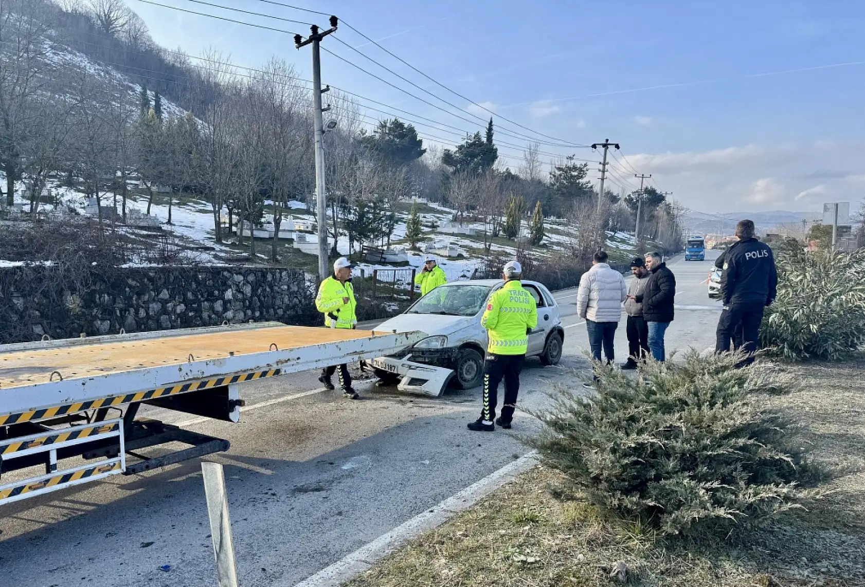 Takla atarak karşı şeride geçti
