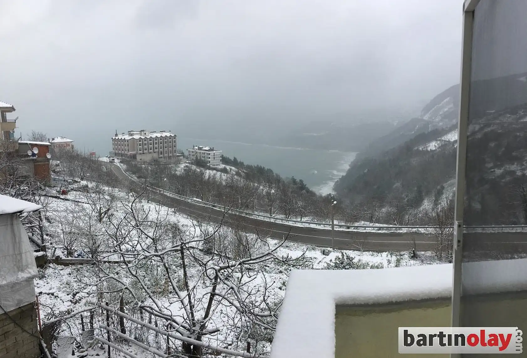 Mart Karı Bartın'ı Beyaza Bürüdü