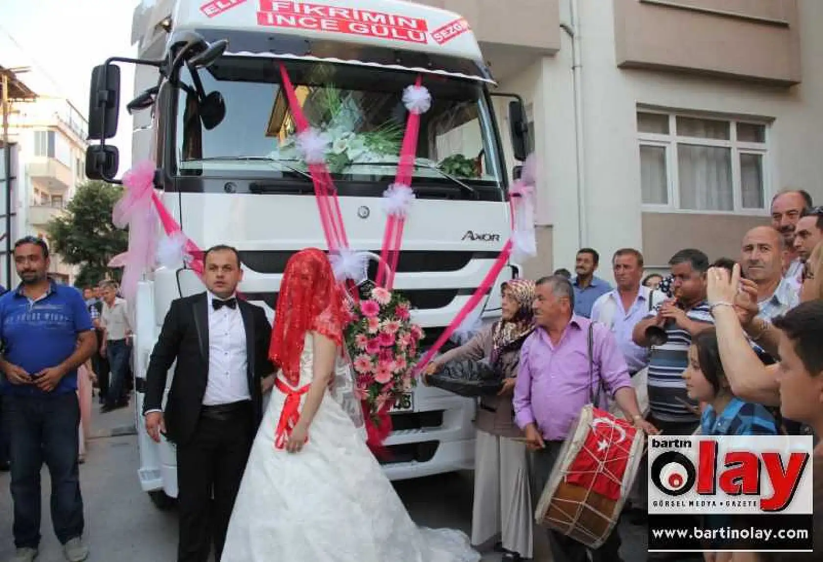  TIRI DÜĞÜN ARABASI YAPTILAR