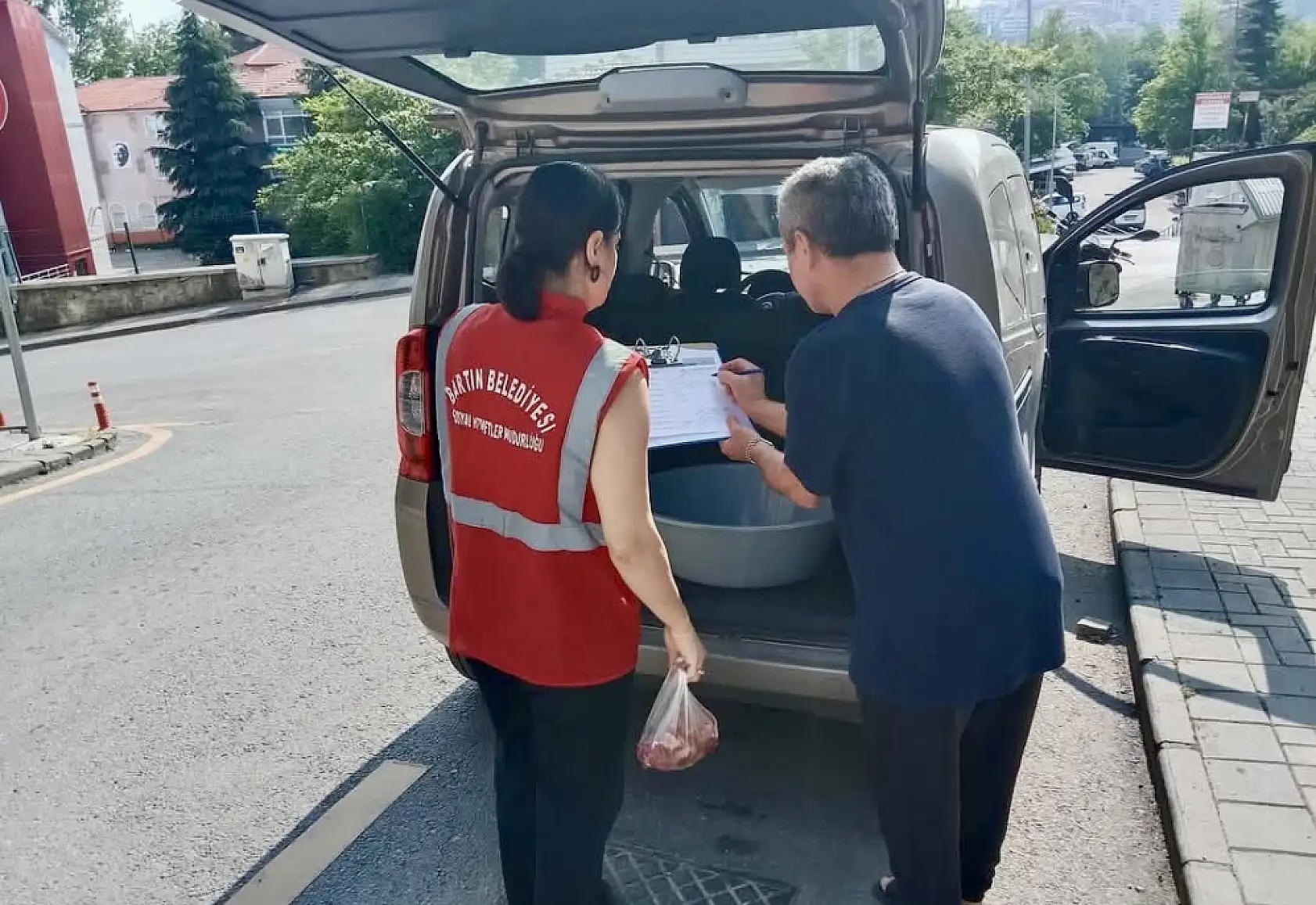 Paylaştıkça bayram oldu