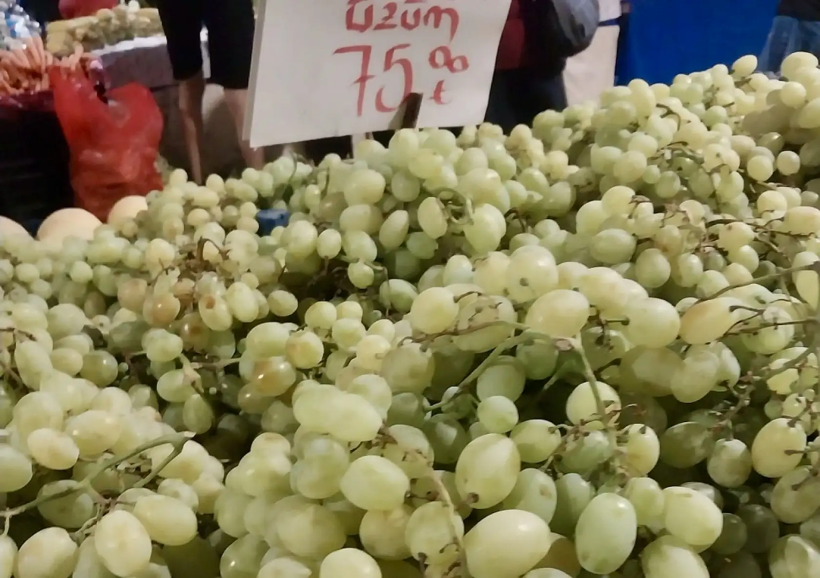 Enflasyon düşüyor, fiyatlar çıkıyor