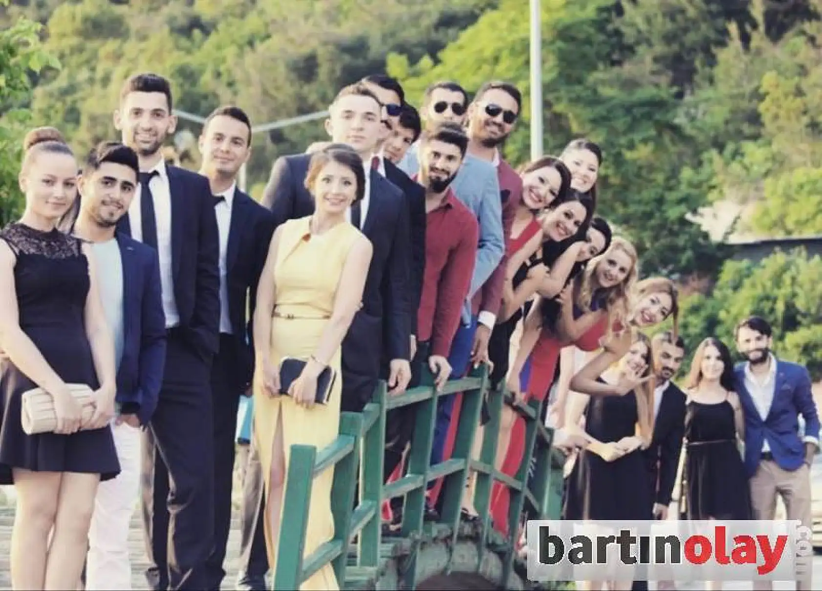 Defile gibi mezuniyet balosu