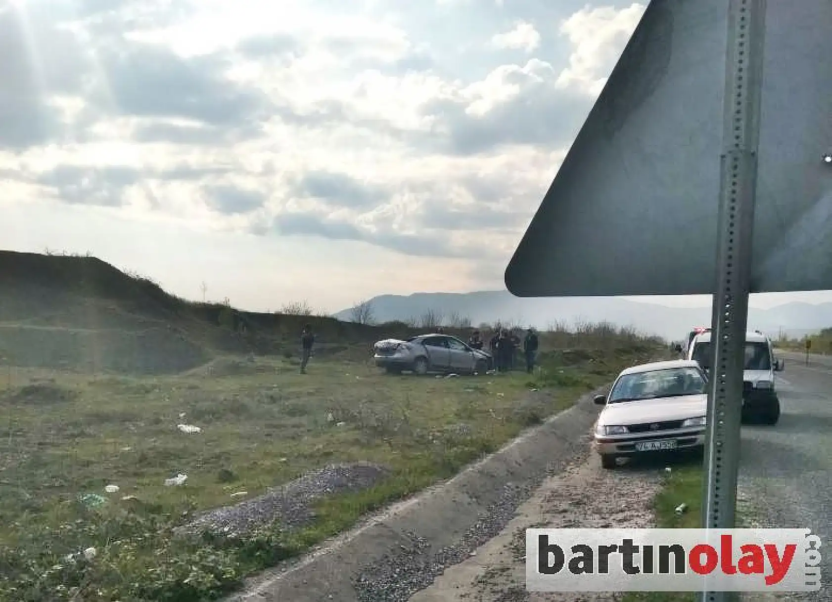 Otomobil takla attı, 2 yaralı