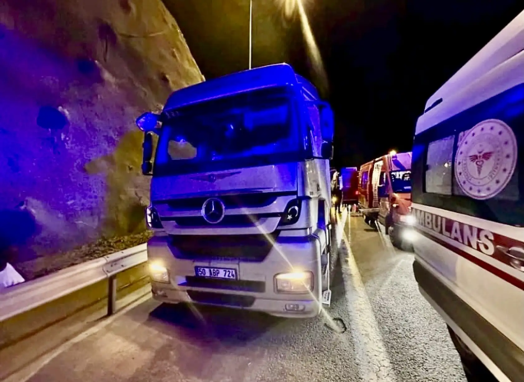 Feci otobüs kazası, 2 ölü