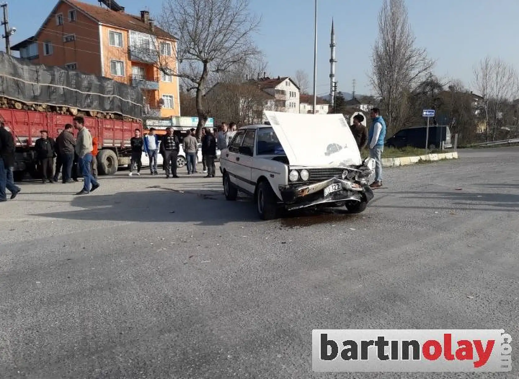 Bu kavşakta sürekli kaza oluyor