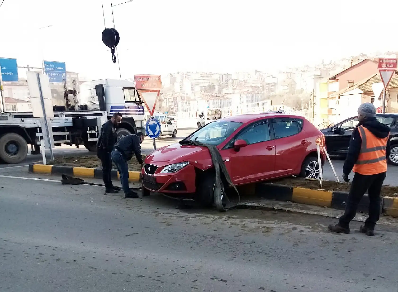 Otomobil bankete çıktı