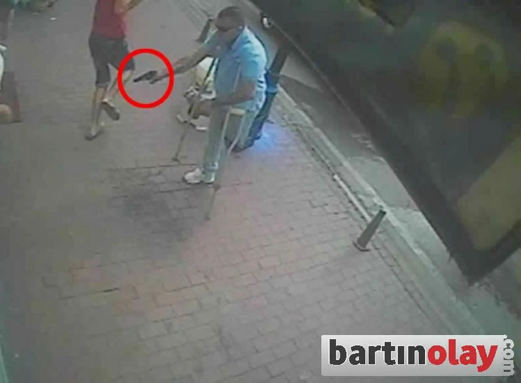 Bartın'da silahlı saldırı kamerada