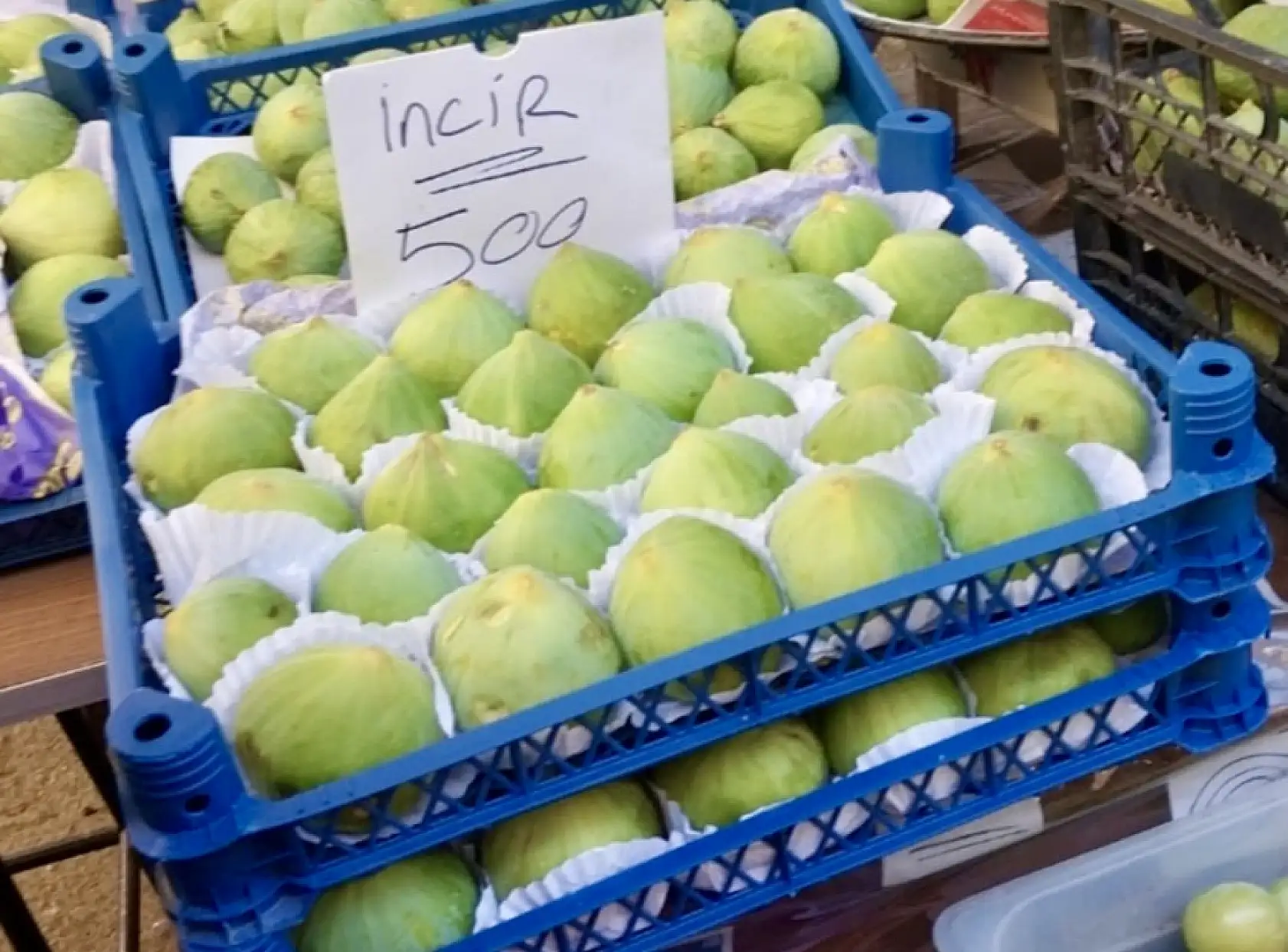 Fiyatlar da sıcaklar gibi yakıyor
