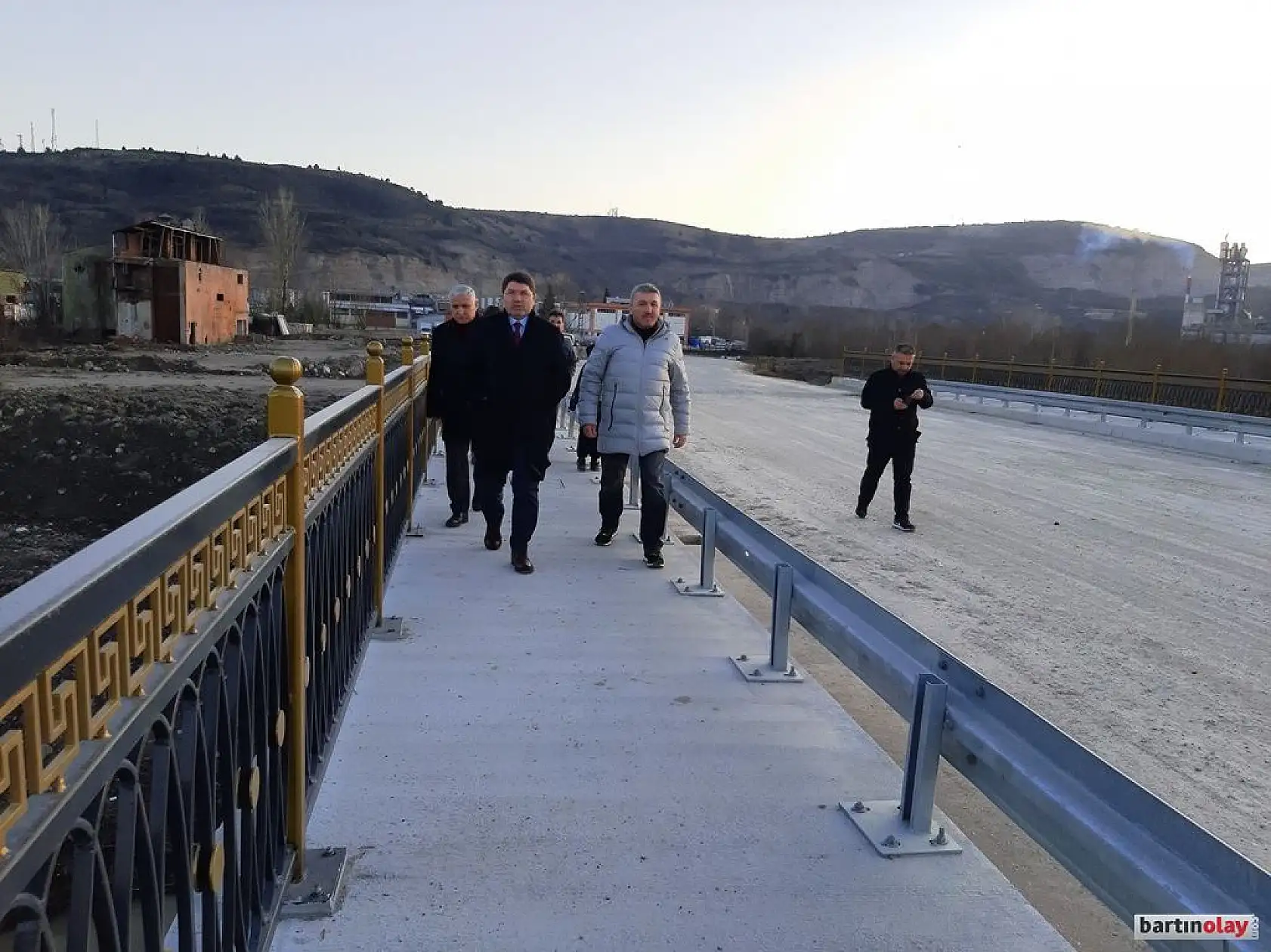 TOKİ köprüsünün yapımı tamamlandı