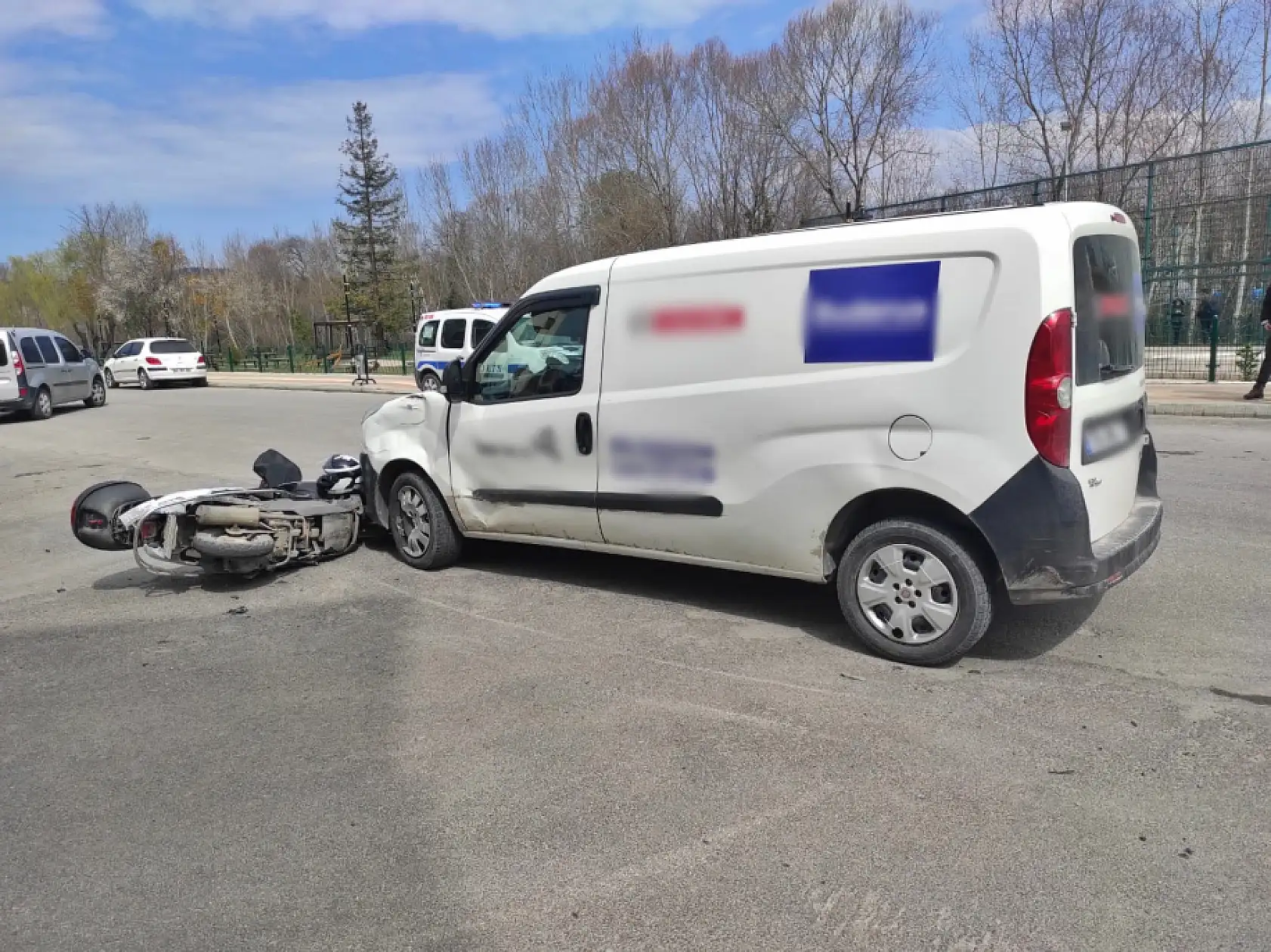 Acele giderken ecele gidiyordu