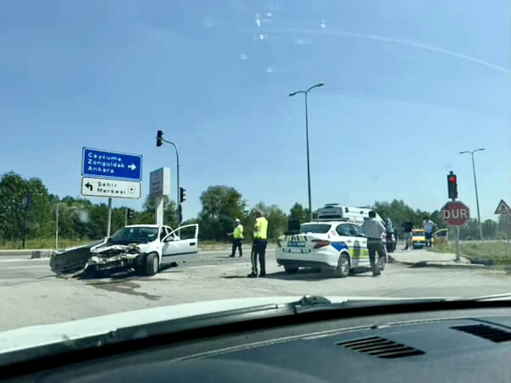 Yeni Hastane kavşağında yine kaza