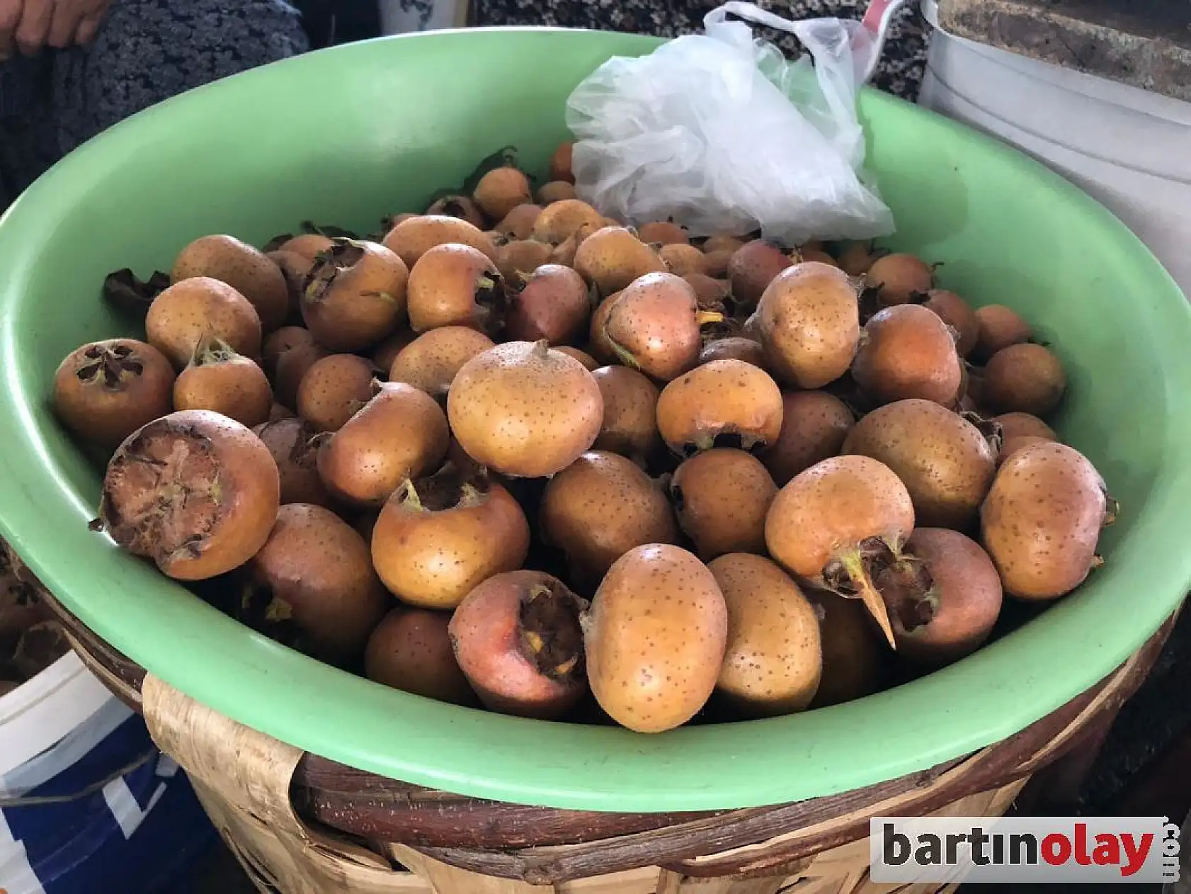 Galla pazarında sebze bolluğu