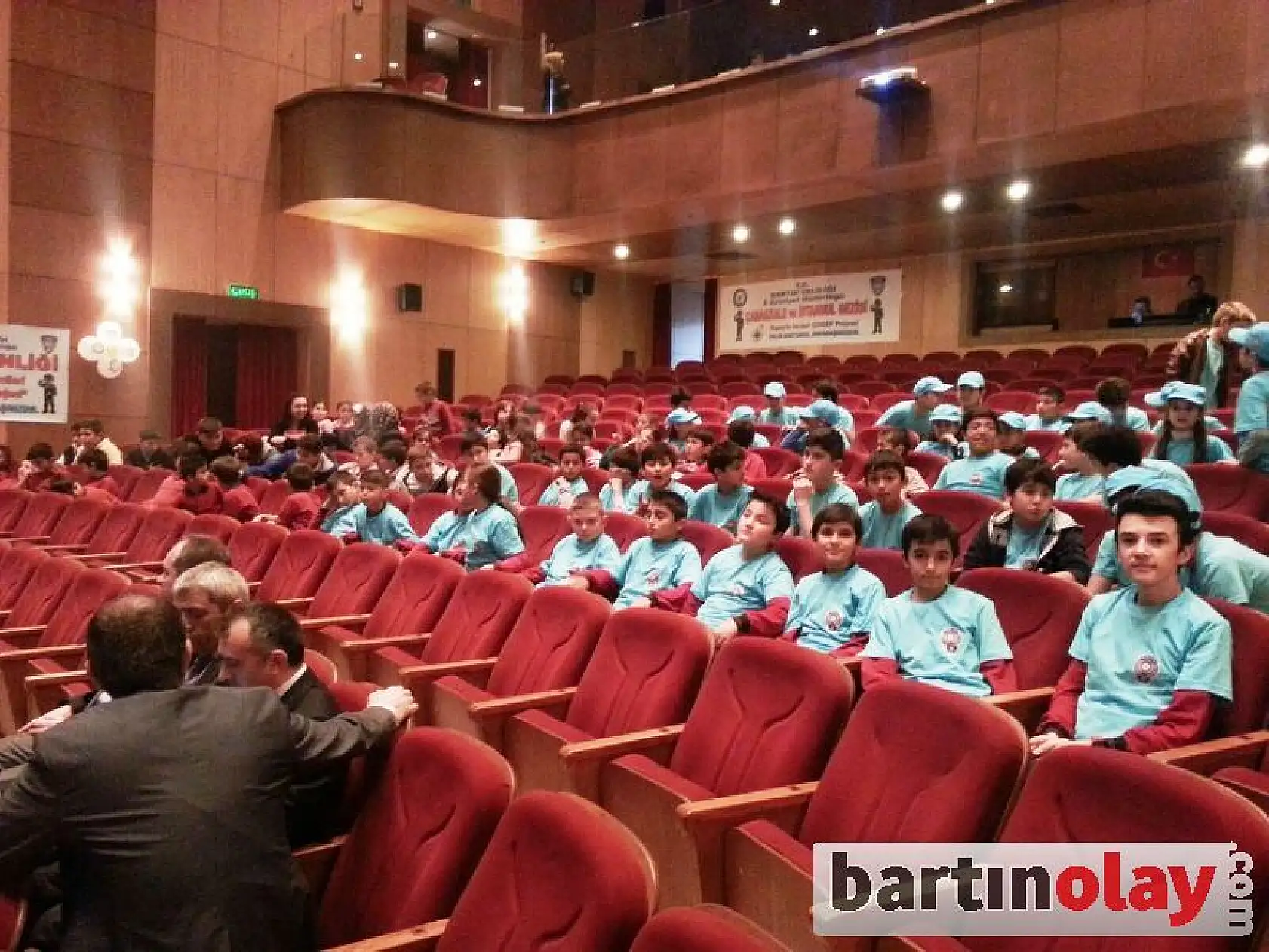 Şampiyon Satranççılar Ödüllerini Aldı