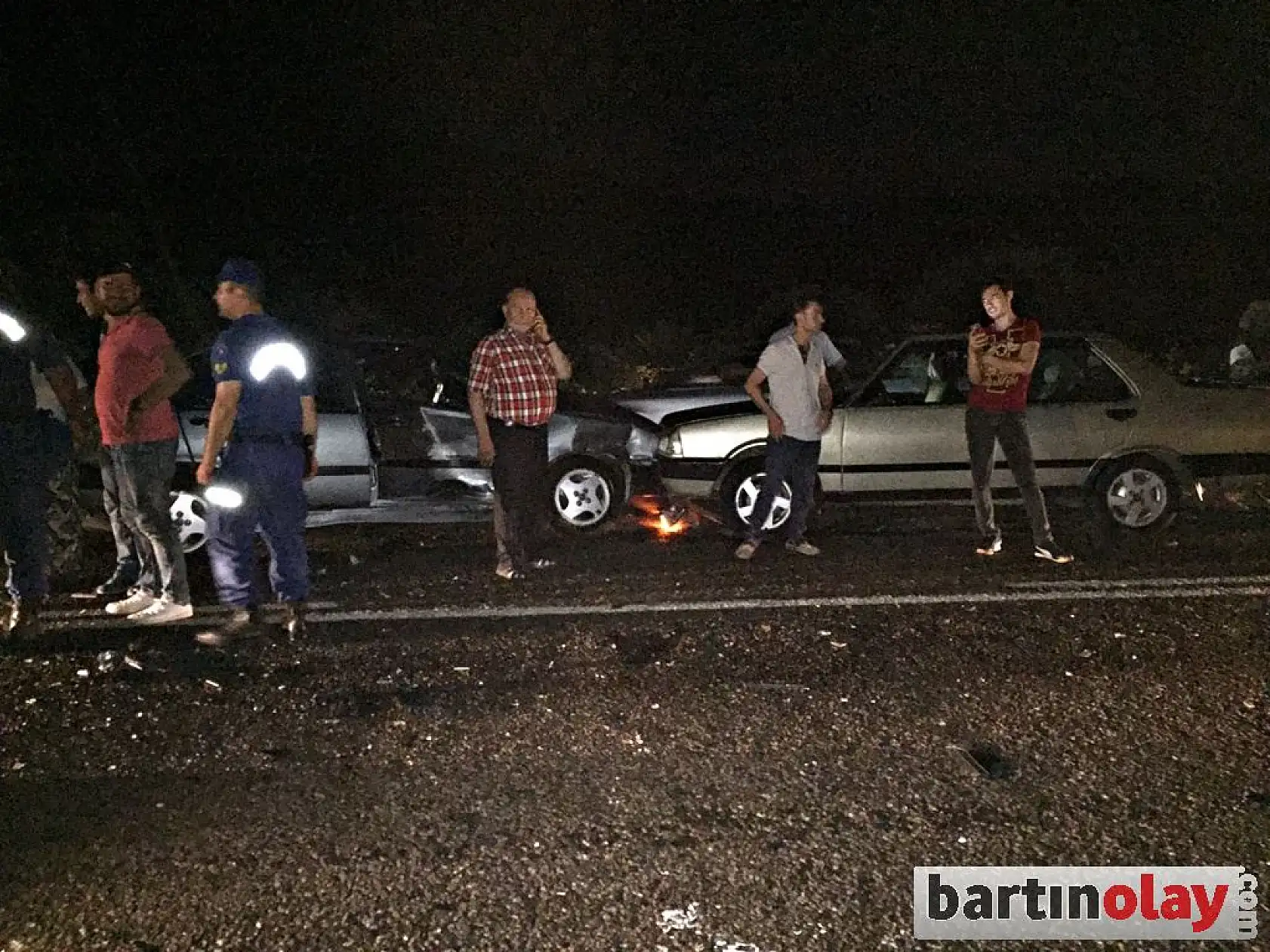 4 aracın birbirine girdiği kazada ilginç detay!