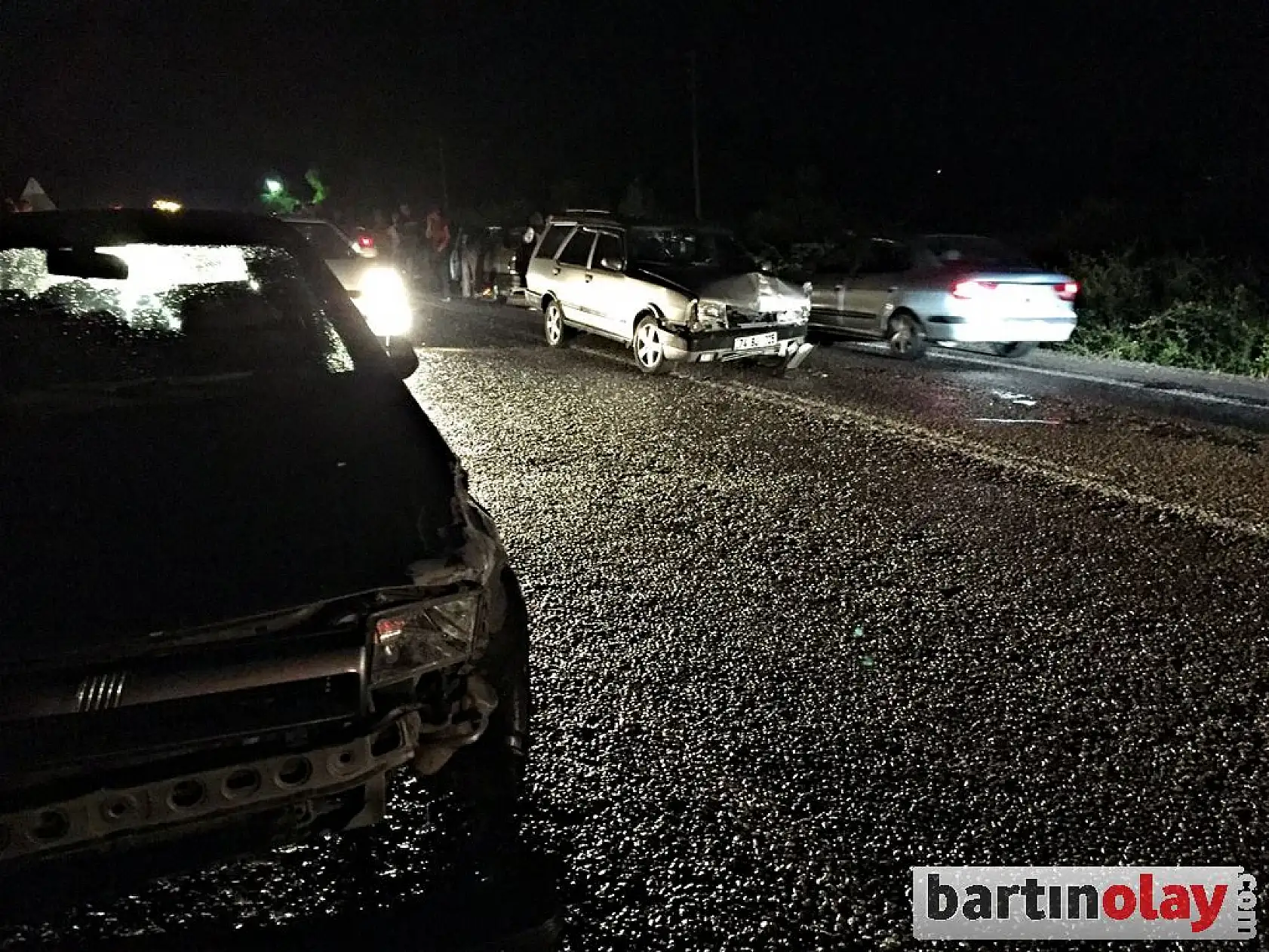 4 aracın birbirine girdiği kazada ilginç detay!